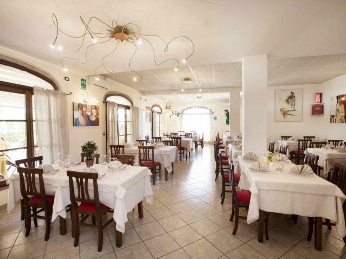 Villaggio Residence La Pieve Di Pomaia Ngoại thất bức ảnh